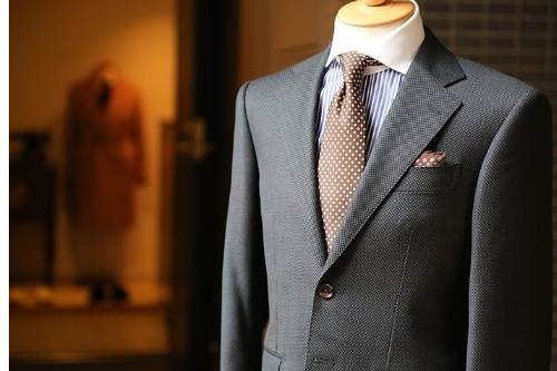 如何開發(fā)一款服裝租賃APP(圖1) 如何開發(fā)一款服裝租賃APP(圖1)